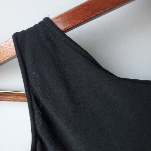 Susan Bristol Flowy Black Tank Top - Picture 12 of 15